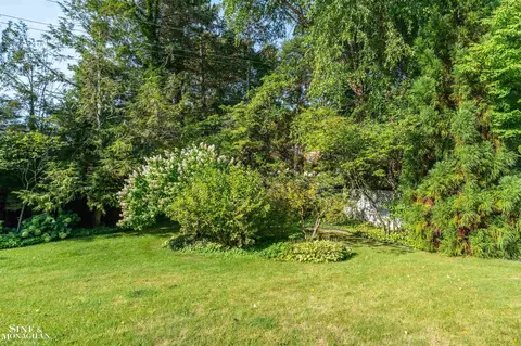 Exterior - 159 Cloverly, Grosse Pointe Farms, MI 48236 photo 6 of 9