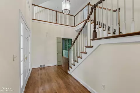 Entry Way - 159 Cloverly, Grosse Pointe Farms, MI 48236 photo 2 of 8