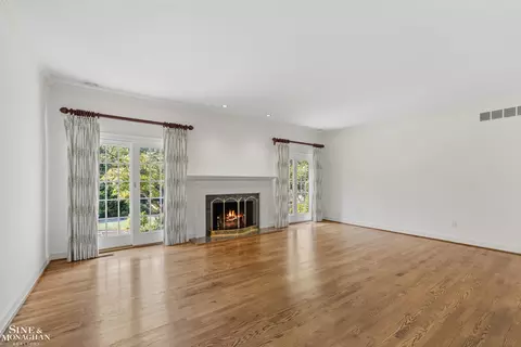 Living - 159 Cloverly, Grosse Pointe Farms, MI 48236 photo 7 of 7