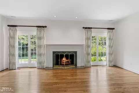 Living - 159 Cloverly, Grosse Pointe Farms, MI 48236 photo 5 of 7