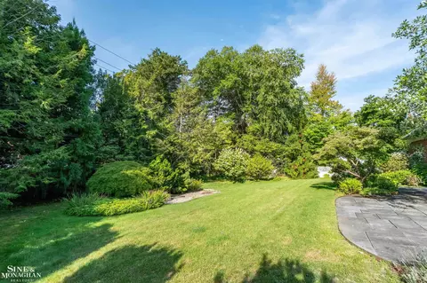 Exterior - 159 Cloverly, Grosse Pointe Farms, MI 48236 photo 4 of 9