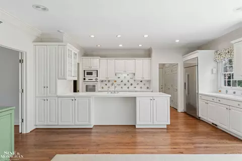 Kitchen - 159 Cloverly, Grosse Pointe Farms, MI 48236 photo 1 of 8