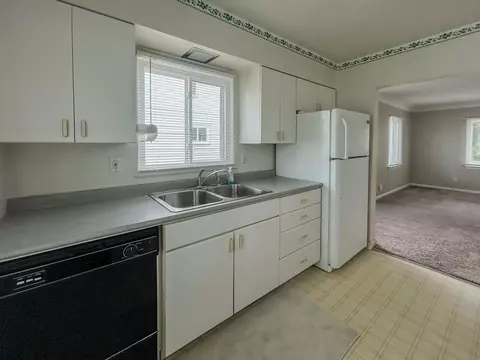 Kitchen - 3505 Gratiot, Flint, MI 48503 photo 2 of 3