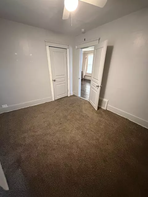 Bedroom - 928 Huron, Flint, MI 48507 photo 1 of 4