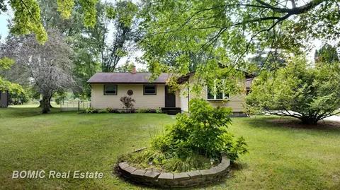 Exterior - 9300 Canada, Birch Run, MI 48415 photo 9 of 12