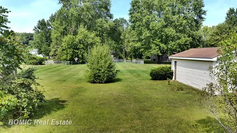 Exterior - 9300 Canada, Birch Run, MI 48415 photo 10 of 12