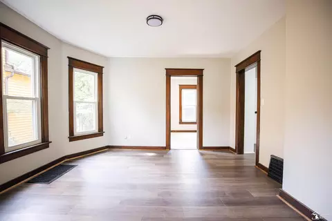 Living - 328 Union, Monroe, MI 48161 photo 3 of 4