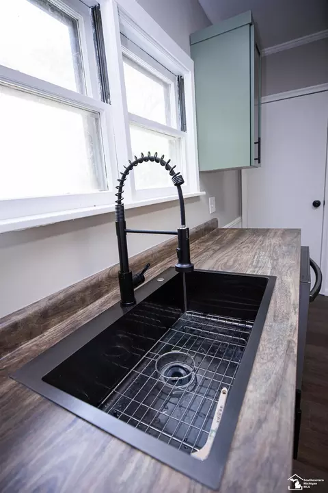 Kitchen - 328 Union, Monroe, MI 48161 photo 4 of 6