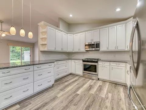 Kitchen - 905 May, Monroe, MI 48161 photo 3 of 5