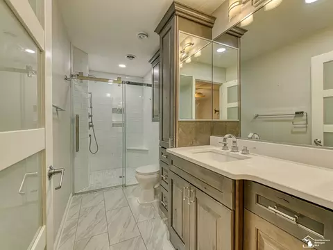 Bath - 905 May, Monroe, MI 48161 photo 1 of 2