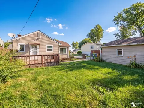 Exterior - 3326 10th, Monroe, MI 48162 photo 8 of 9