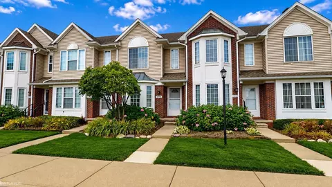 35058 Windsor, New Baltimore, MI 48047