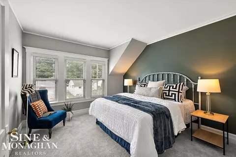 Bedroom - 357 Roosevelt Pl, Grosse Pointe, MI 48236 photo 1 of 5