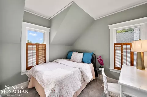 Bedroom - 357 Roosevelt Pl, Grosse Pointe, MI 48236 photo 4 of 5