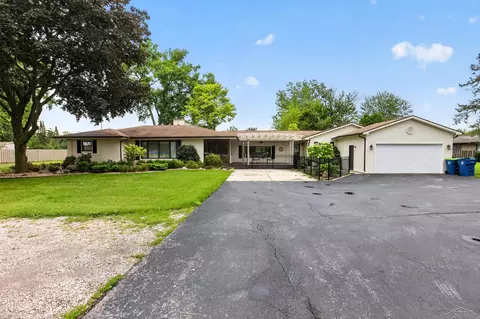 3850 Midland, Saginaw, MI 48603