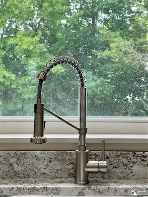 Kitchen - 926 Ford, Carleton, MI 48117 photo 6 of 8