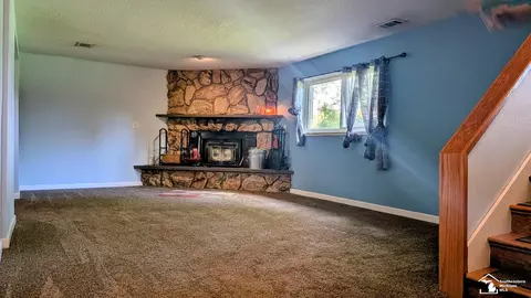 Living - 10315 Secor, Temperance, MI 48182 photo 3 of 3