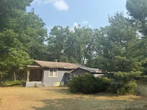 Exterior - 1804 Coolidge, Bitely, MI 49309 photo 5 of 6