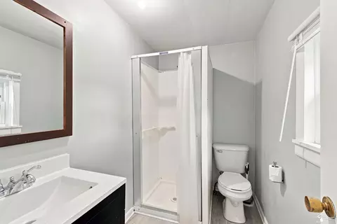 Bath - 9230 Crabb, Temperance, MI 48182 photo 1 of 1