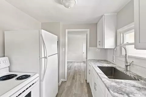 Kitchen - 9230 Crabb, Temperance, MI 48182 photo 1 of 1