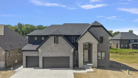 54437 Palomino, Shelby Township, MI 48316