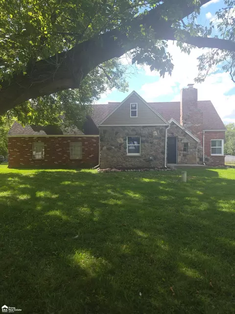 1491 Iva, Burton, MI 48509