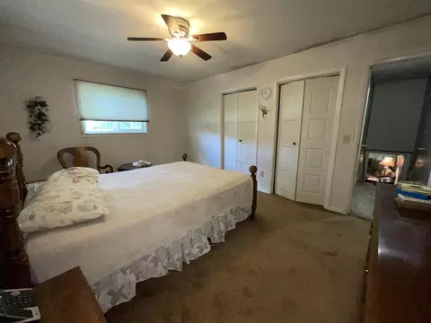 Bedroom - 191 N Hockaday, Gladwin, MI 48624 photo 3 of 4