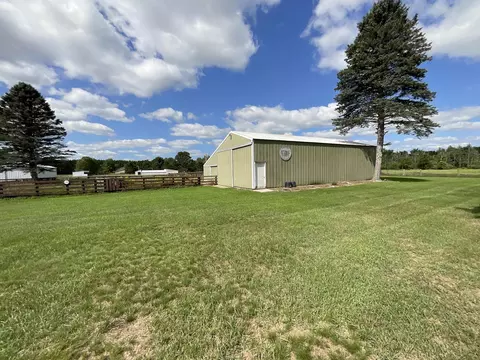 Exterior - 191 N Hockaday, Gladwin, MI 48624 photo 10 of 16