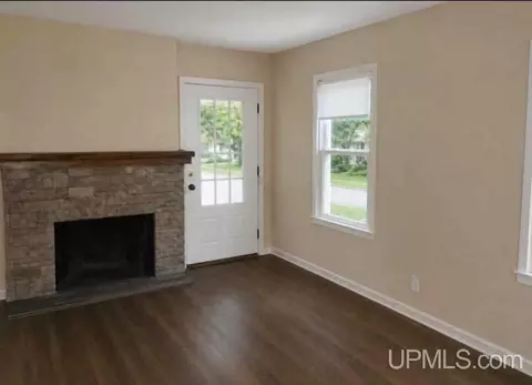 Living - 502 Stephenson, Norway, MI 49870 photo 3 of 3