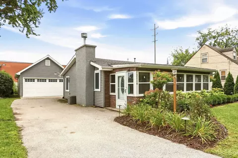 2116 Anderson, Saginaw, MI 48603