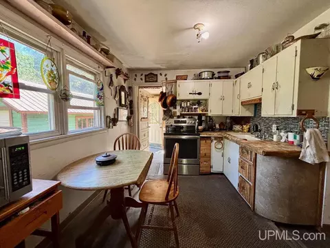 Kitchen - 550 Co Rd Prf, Ishpeming, MI 49849 photo 5 of 5
