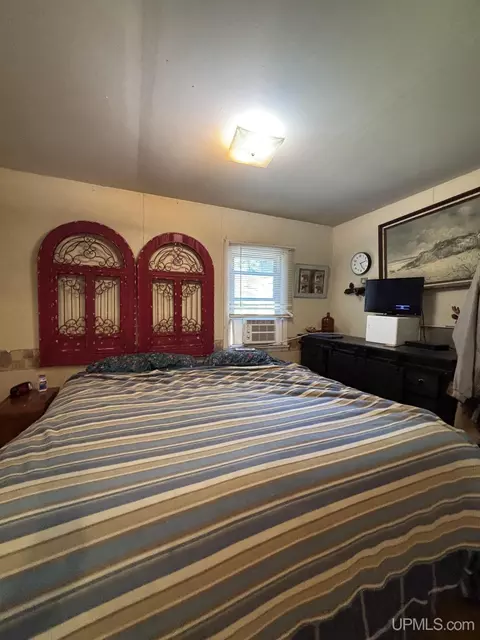 Bedroom - 550 Co Rd Prf, Ishpeming, MI 49849 photo 1 of 1