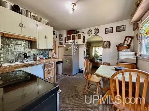 Kitchen - 550 Co Rd Prf, Ishpeming, MI 49849 photo 2 of 5