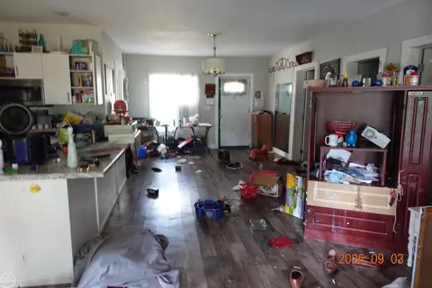 Entry Way - 515 Walnut, Three Rivers, MI 49093 photo 1 of 1