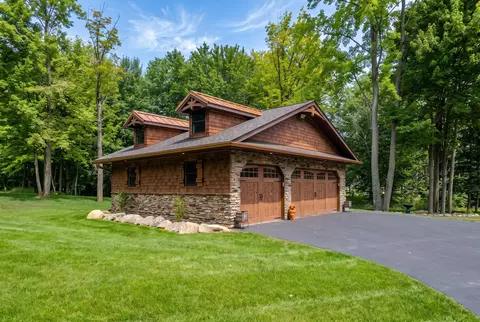 Exterior - 4074 Pineway, Gladwin, MI 48624 photo 34 of 42