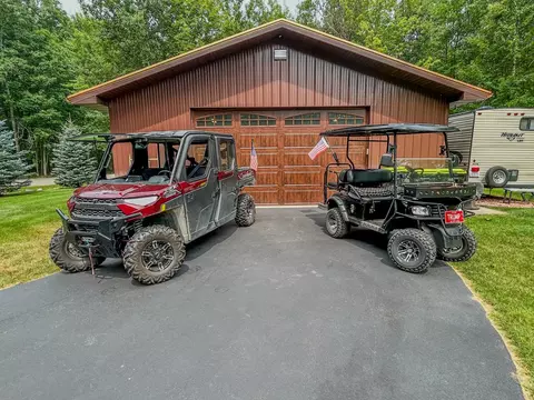 Exterior - 4074 Pineway, Gladwin, MI 48624 photo 36 of 42