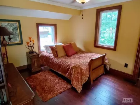 Bedroom - 4074 Pineway, Gladwin, MI 48624 photo 6 of 12