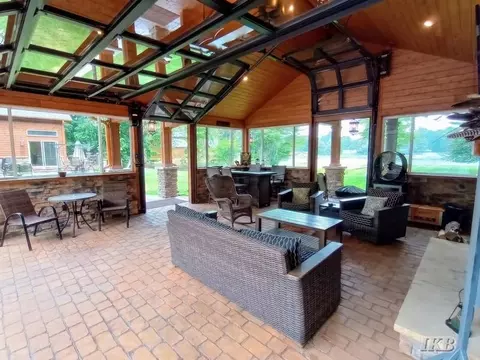 Exterior - 4074 Pineway, Gladwin, MI 48624 photo 11 of 42