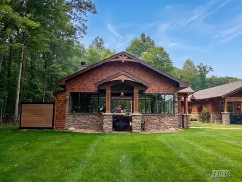 Exterior - 4074 Pineway, Gladwin, MI 48624 photo 18 of 42