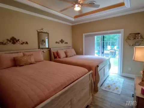 Bedroom - 4074 Pineway, Gladwin, MI 48624 photo 9 of 12