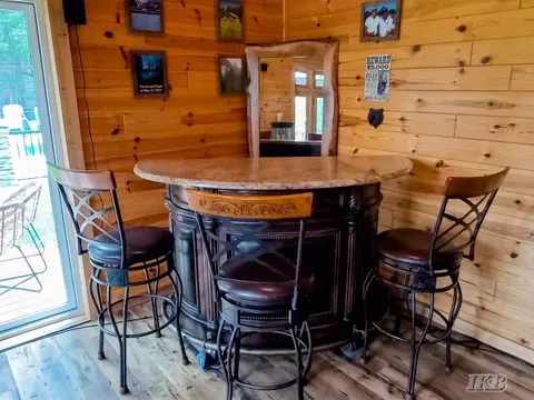 Dining - 4074 Pineway, Gladwin, MI 48624 photo 2 of 2