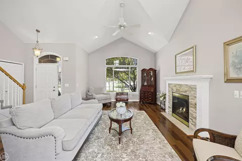 Living - 22800 Amber Riv, Macomb, MI 48042 photo 1 of 1