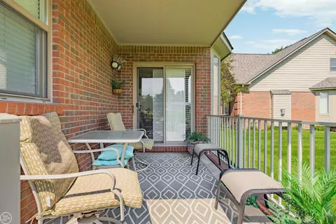 Exterior - 22800 Amber Riv, Macomb, MI 48042 photo 5 of 9