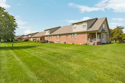 Exterior - 22800 Amber Riv, Macomb, MI 48042 photo 9 of 9