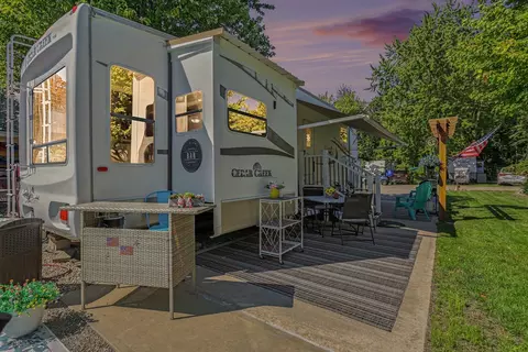 Exterior - 831 S Main #210, Au Gres, MI 48703 photo 2 of 12