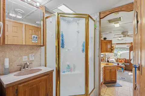 Bath - 831 S Main #210, Au Gres, MI 48703 photo 1 of 3