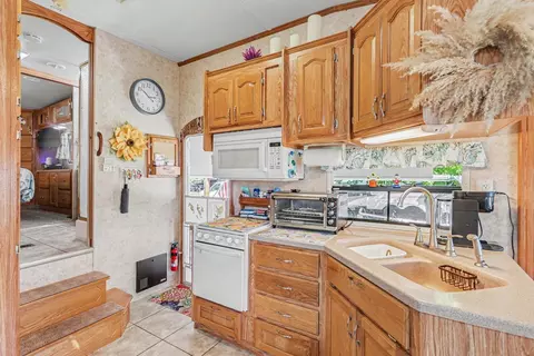 Kitchen - 831 S Main #210, Au Gres, MI 48703 photo 2 of 2