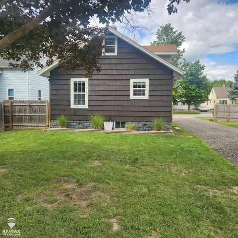 Other - 809 Ryan, Owosso, MI 48867 photo 2 of 9
