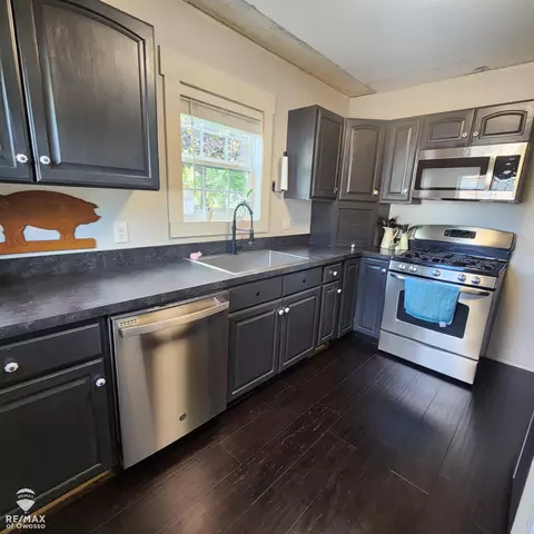 Kitchen - 809 Ryan, Owosso, MI 48867 photo 2 of 2