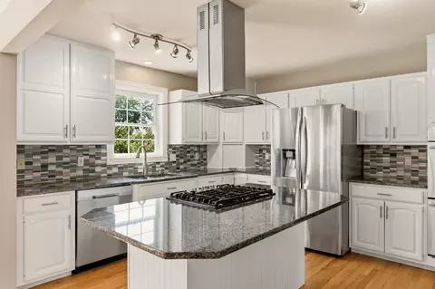 Kitchen - 7030 Maple, Frankenmuth, MI 48734 photo 2 of 4